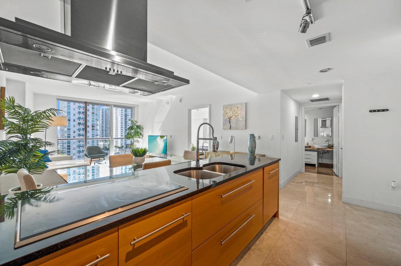 *W Icon Brickell- Luxury 2Br Highrise Corner Condo** Майами Экстерьер фото