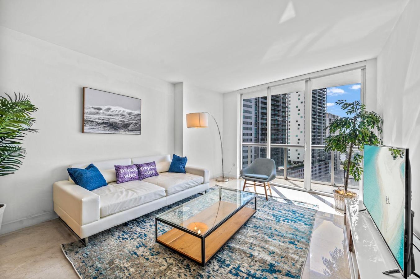 *W Icon Brickell- Luxury 2Br Highrise Corner Condo** Майами Экстерьер фото