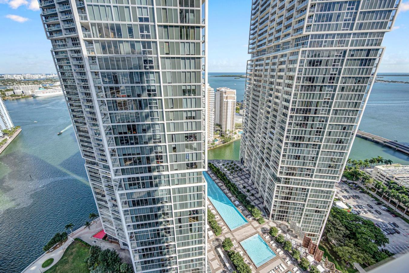 *W Icon Brickell- Luxury 2Br Highrise Corner Condo** Майами Экстерьер фото